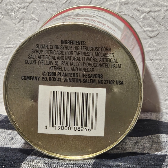 Vintage Christmas Tins From Life Savers And Oreo - Picture 8 of 10